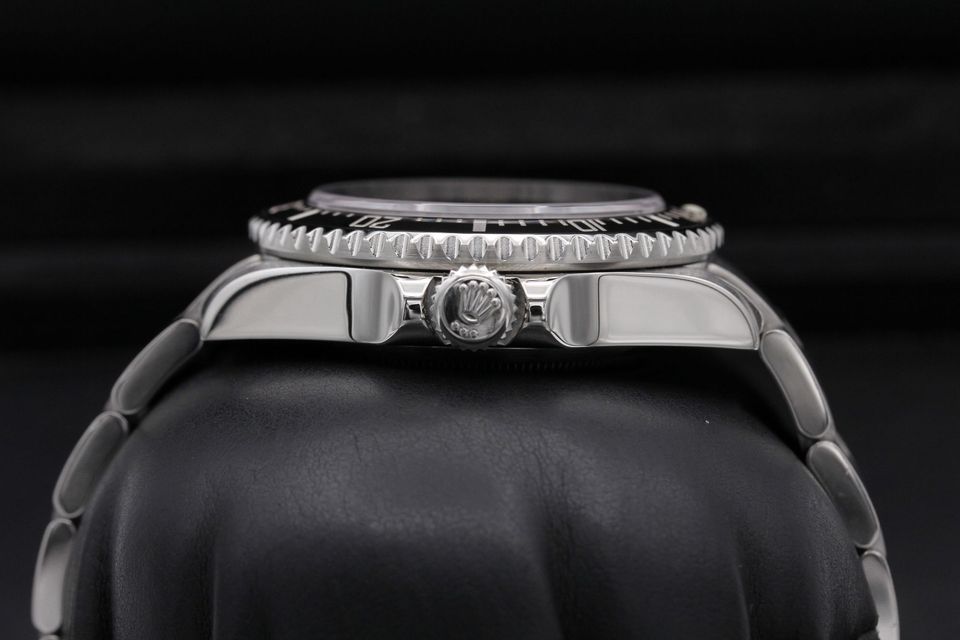 Rolex Sea-Dweller 4000 116600 Image 3